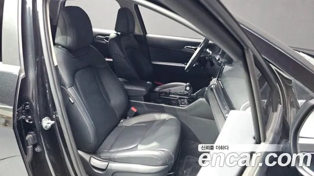 Kia Sportage Sportage 5-е поколение Бензин 1.6 турбо 2WD — Фото автомобиля 11