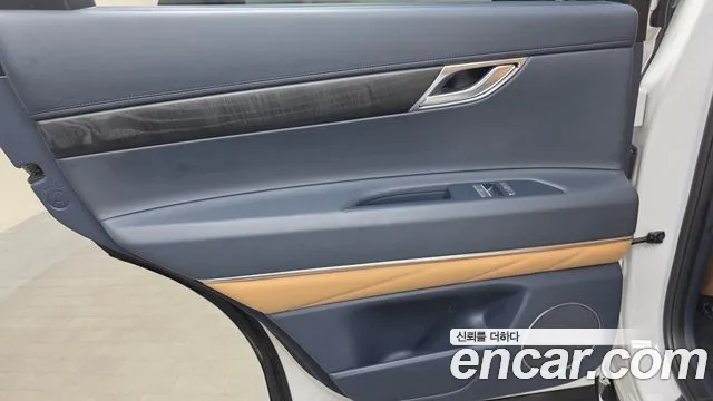 Genesis GV80 — Фото автомобиля 14