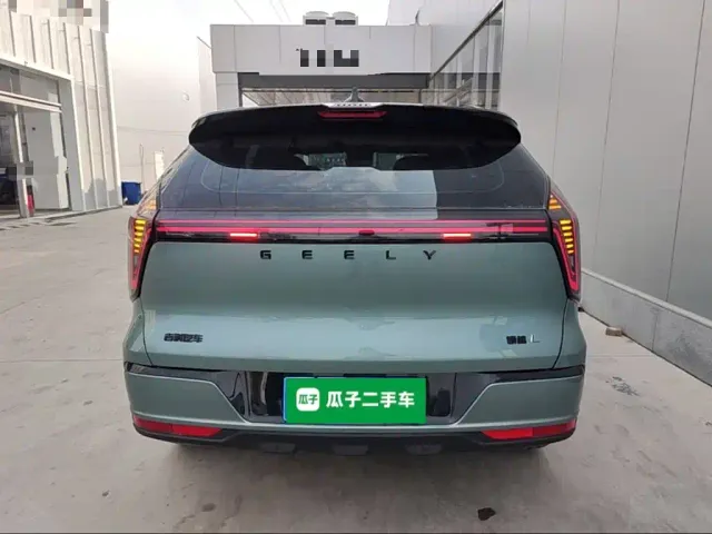 Geely Boyue L — Фото автомобиля 3