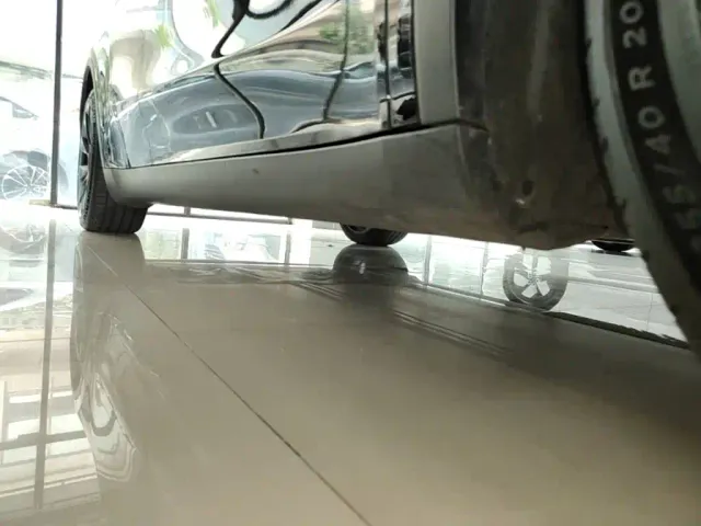 Tesla Model Y — Фото автомобиля 17