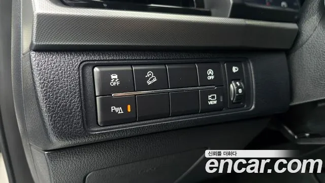 KG_Mobility_Ssangyong Rexton — Фото автомобиля 14
