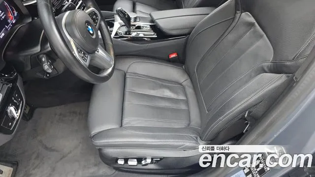 BMW 5-Series — Фото автомобиля 29