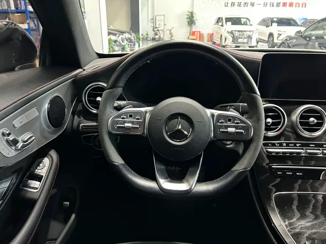 Mercedes-Benz C-Class — Фото автомобиля 12