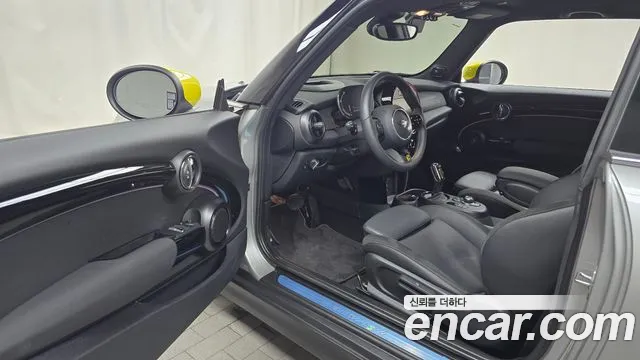 Mini Cooper Cooper Электро SE Электро — Фото автомобиля 10