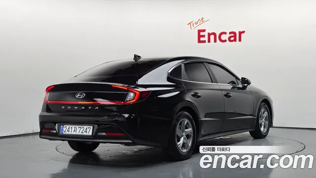 Фотография автомобиля — Hyundai Sonata DN8