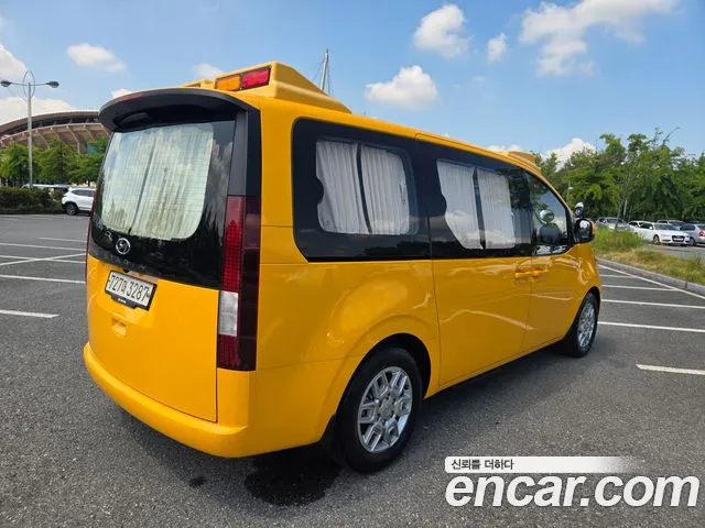Hyundai Staria Staria — Фото автомобиля 2