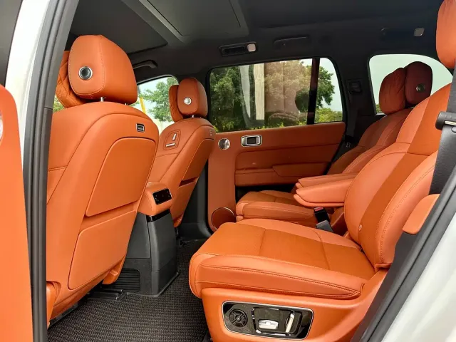 Li Auto L9 — Фото автомобиля 6