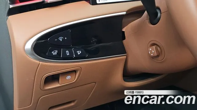 Genesis GV70 — Фото автомобиля 21