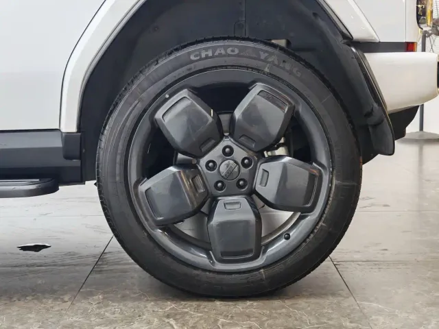 iCAR iCAR V23 2025 501 AWD Premium Edition — Фото автомобиля 9