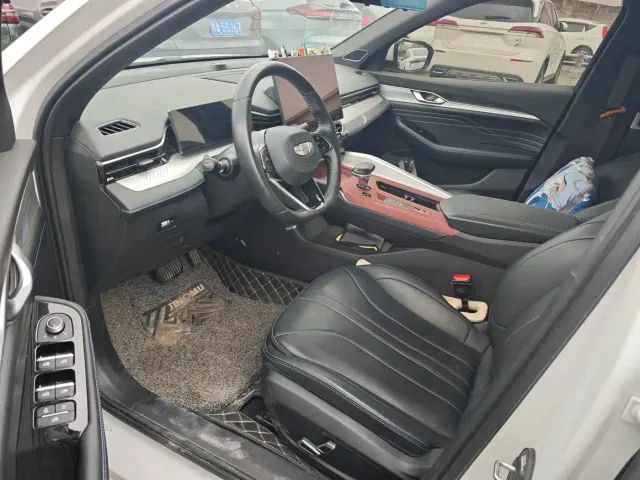 Geely Xingrui — Фото автомобиля 4