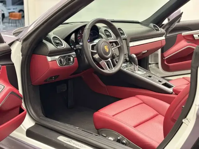 Porsche Porsche 718 2022 Boxster 2.0T — Фото автомобиля 19