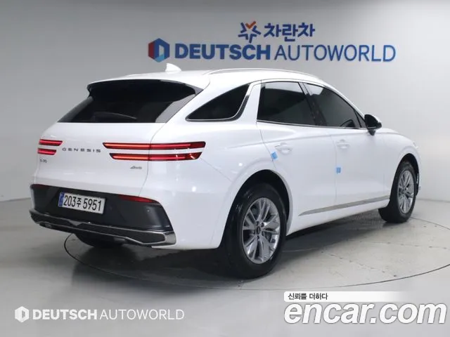 Genesis GV70 — Фото автомобиля 2
