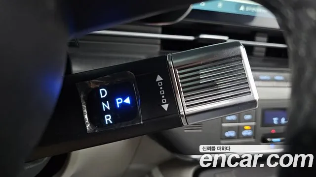 Hyundai Kona SX2 — Фото автомобиля 12