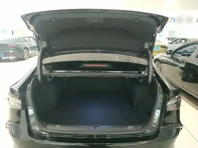 Chery Arrizo 8 — Фото автомобиля 18