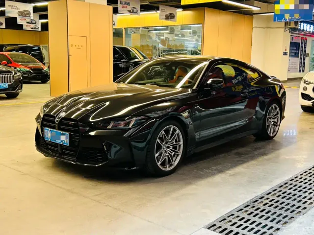 Фотография автомобиля — BMW M4