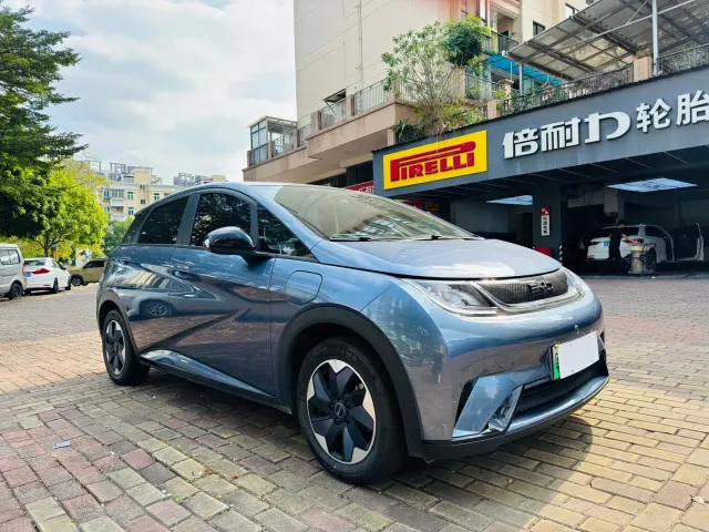 Фотография автомобиля — BYD Dolphin