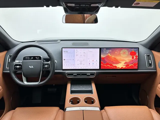 Li Auto L9 — Фото автомобиля 14