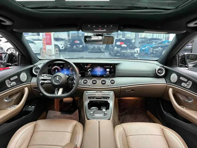 Mercedes-Benz E-Class — Фото автомобиля 9