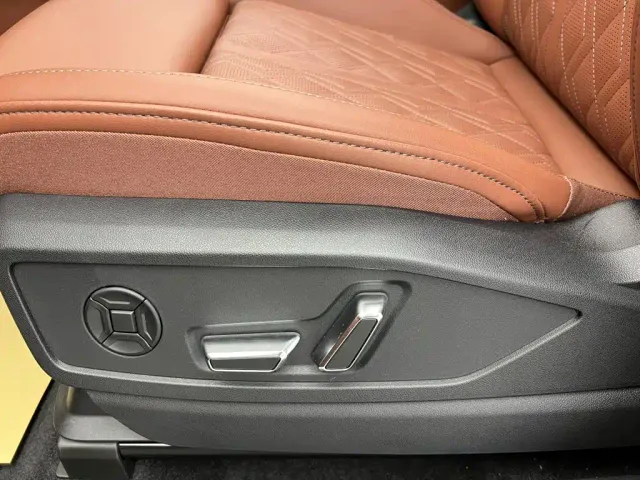 Audi Q5L — Фото автомобиля 23