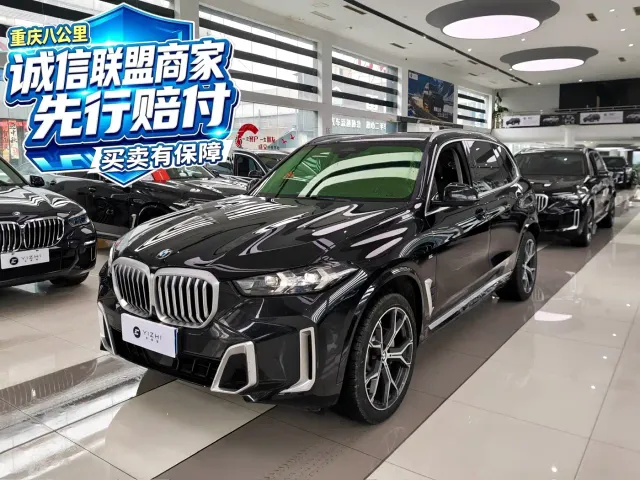Фотография автомобиля — BMW X5