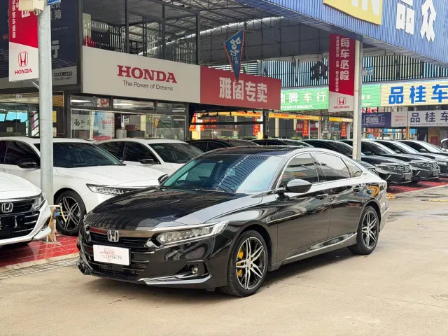 Фотография автомобиля — Honda Accord