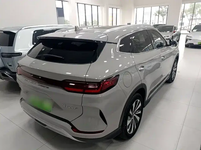 BYD Song PLUS — Фото автомобиля 6