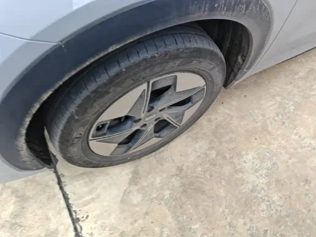 Geely Galaxy E5 — Фото автомобиля 24