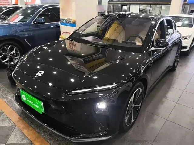 Фотография автомобиля — Nio ET5 Touring