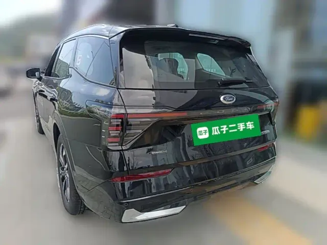 Ford Edge — Фото автомобиля 6