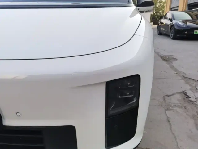 Li Auto i6 — Фото автомобиля 23