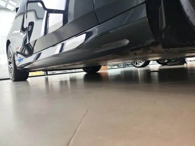 BMW i5 — Фото автомобиля 20
