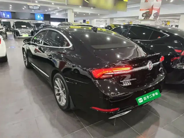 Buick LaCrosse — Фото автомобиля 4