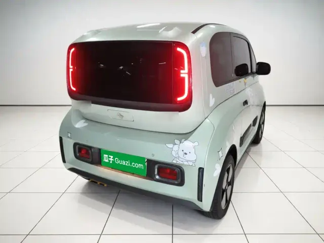 Baojun KiWi EV — Фото автомобиля 4