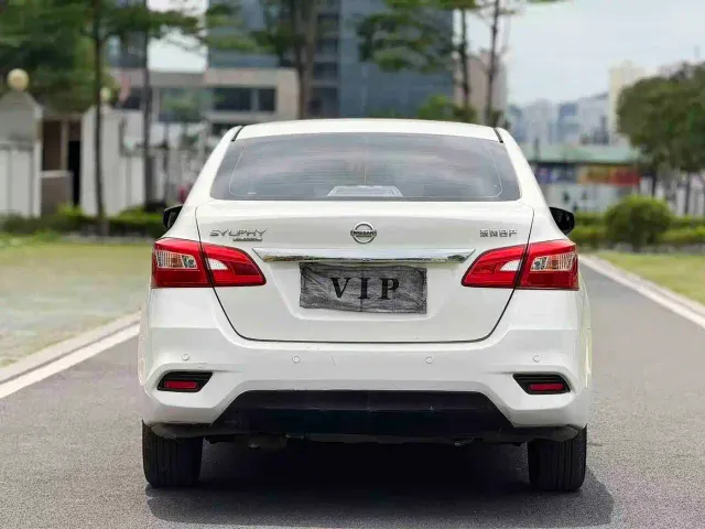 Nissan Sylphy — Фото автомобиля 8