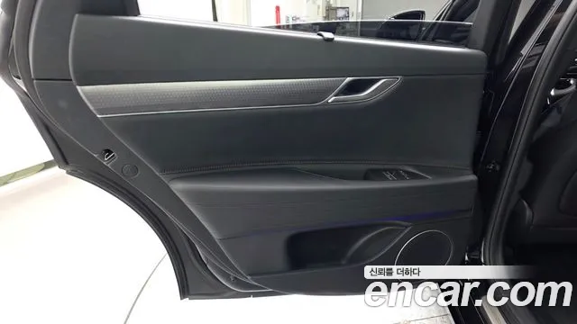Genesis G80 RG3 — Фото автомобиля 14