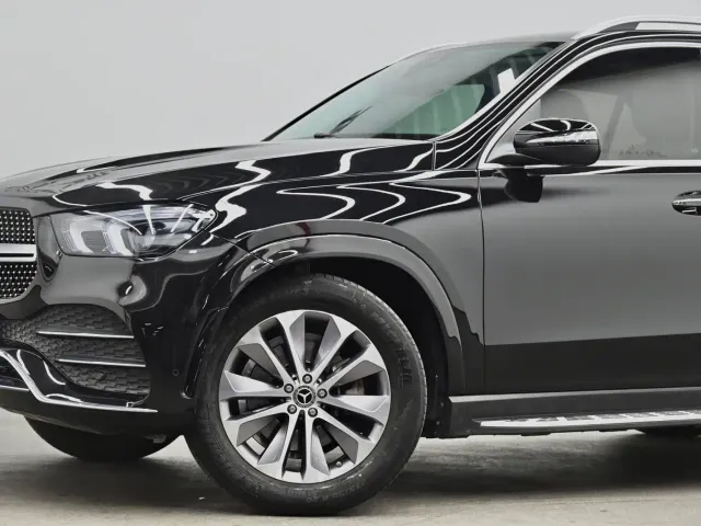 Mercedes-Benz GLE-Class — Фото автомобиля 25