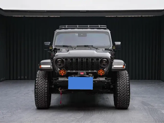 Jeep Wrangler — Фото автомобиля 2