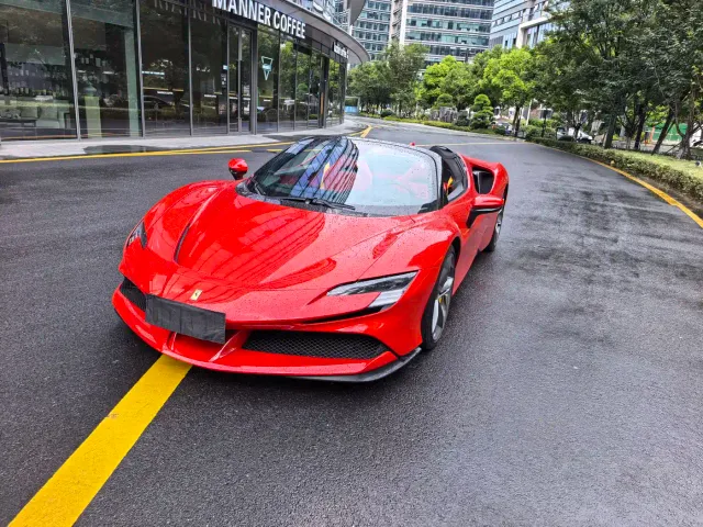 Ferrari SF90 — Фото автомобиля 3