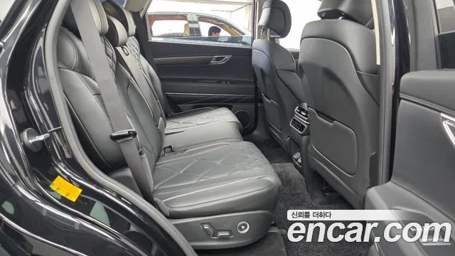 Genesis GV80 — Фото автомобиля 17