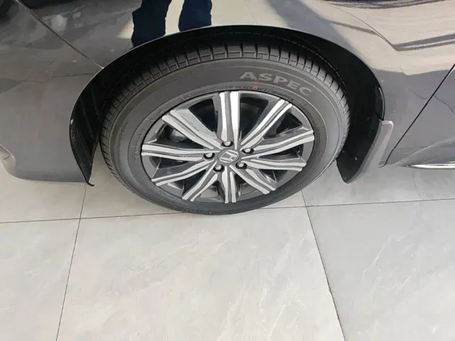 Honda Odyssey — Фото автомобиля 22