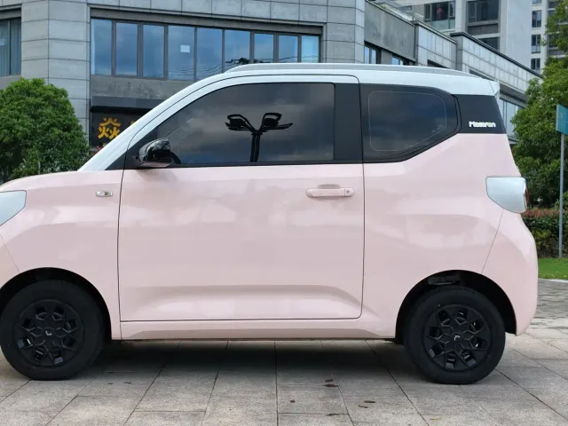 Wuling Hongguang Mini EV — Фото автомобиля 3