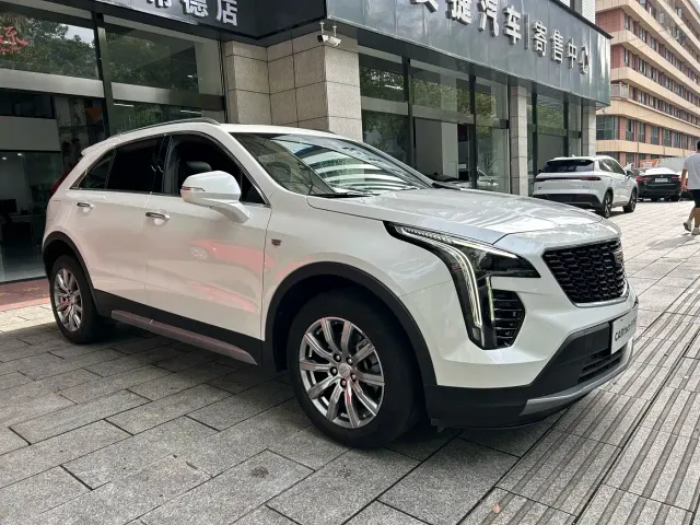 Cadillac XT4 — Фото автомобиля 3