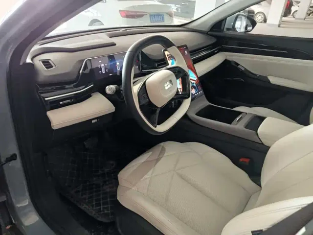 Geely Galaxy L6 — Фото автомобиля 7