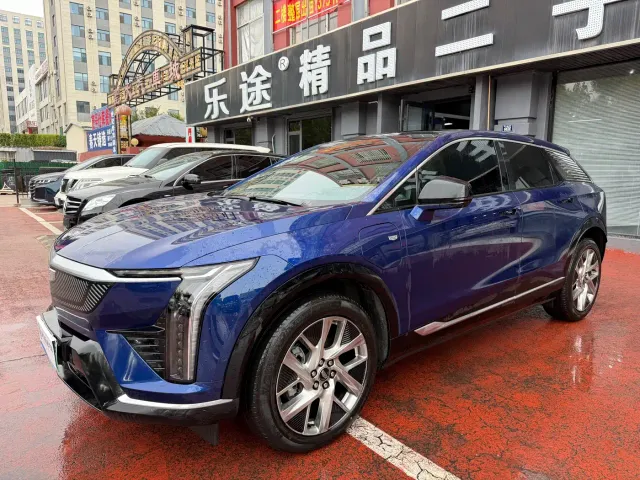 Cadillac Optiq — Фото автомобиля 2