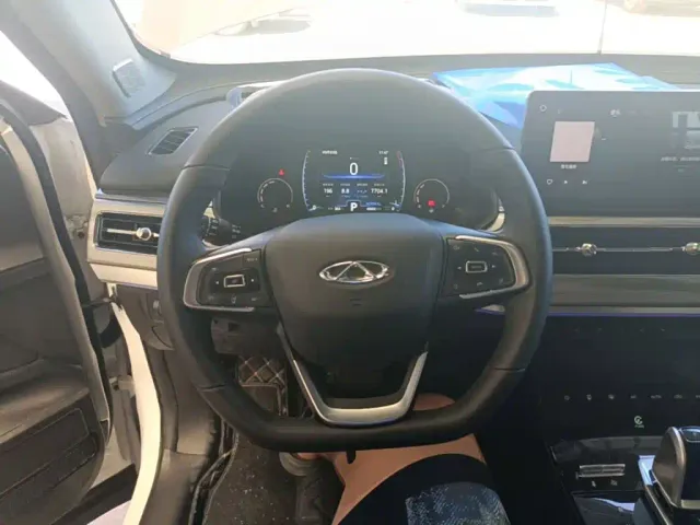 Chery Tiggo 8 — Фото автомобиля 10