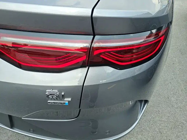 BYD Qin L — Фото автомобиля 7