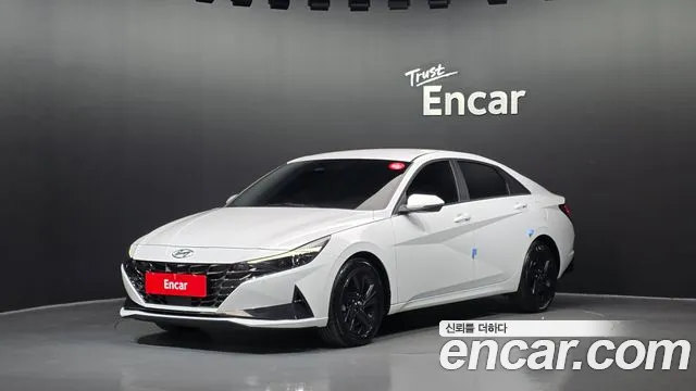 Фотография автомобиля — Hyundai Avante CN7
