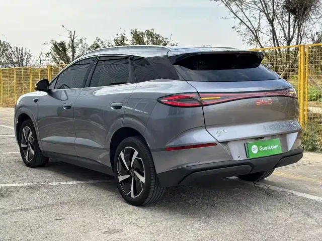 BYD Sealion 06 — Фото автомобиля 4