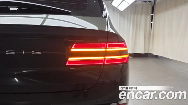 Genesis GV80 2.5T Бензин 2WD — Фото автомобиля 19