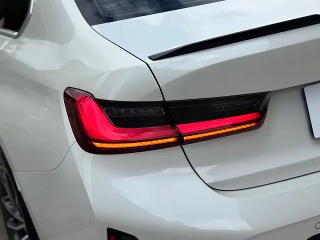 BMW 3 Series — Фото автомобиля 17